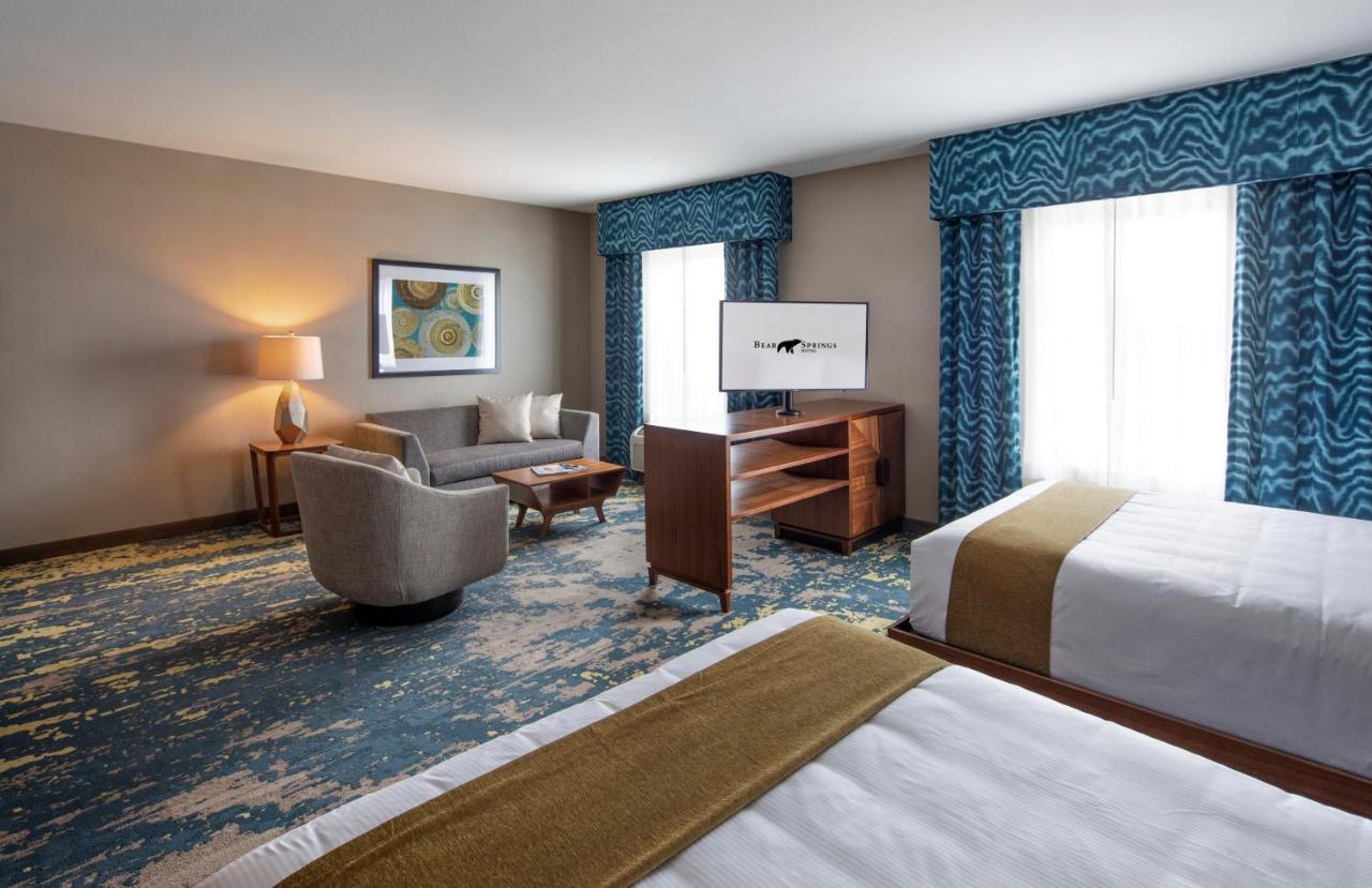 Bear Springs Hotel Highland Luaran gambar