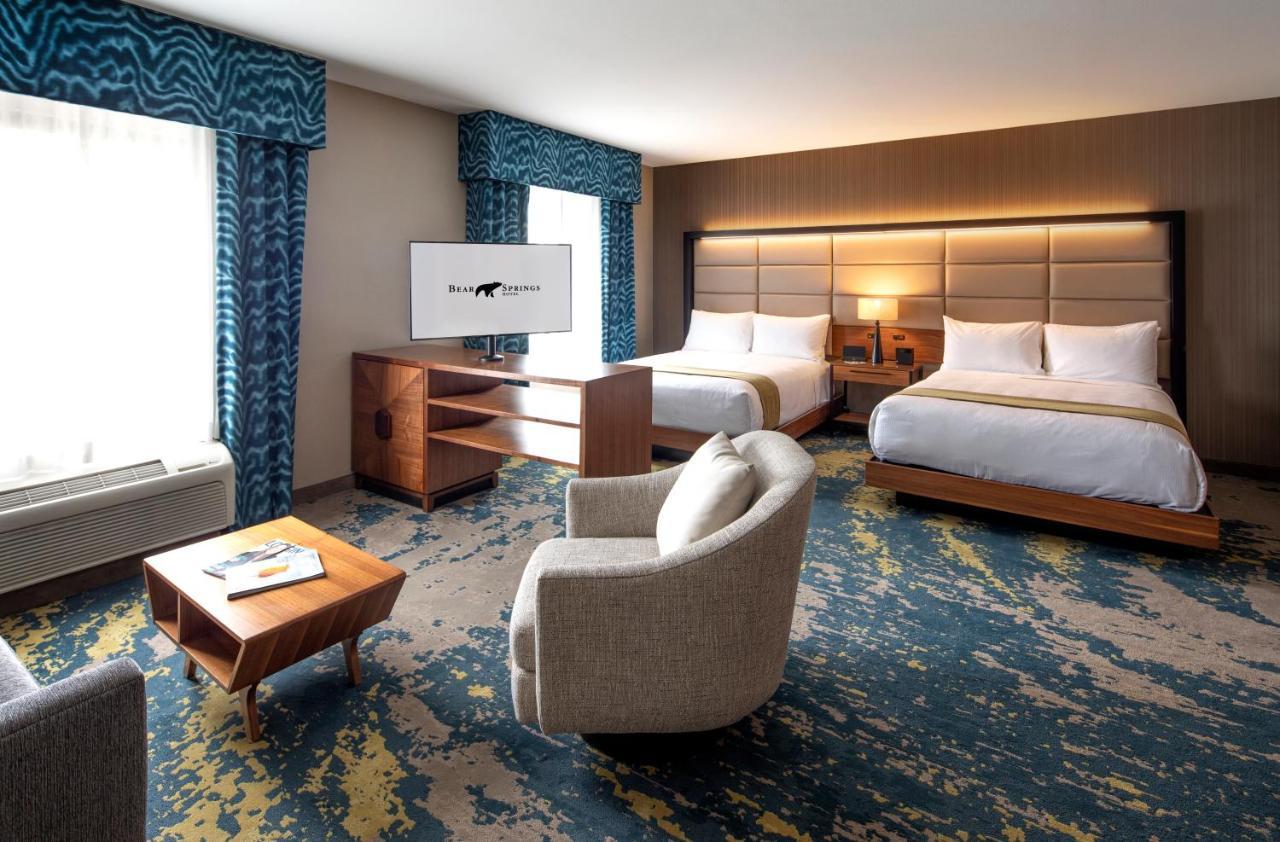 Bear Springs Hotel Highland Luaran gambar