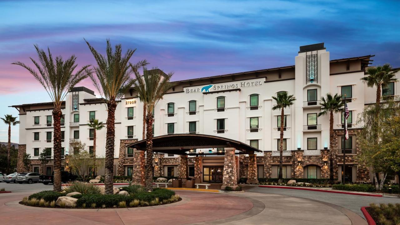 Bear Springs Hotel Highland Luaran gambar