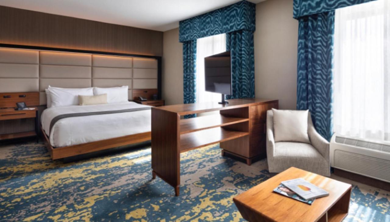 Bear Springs Hotel Highland Luaran gambar